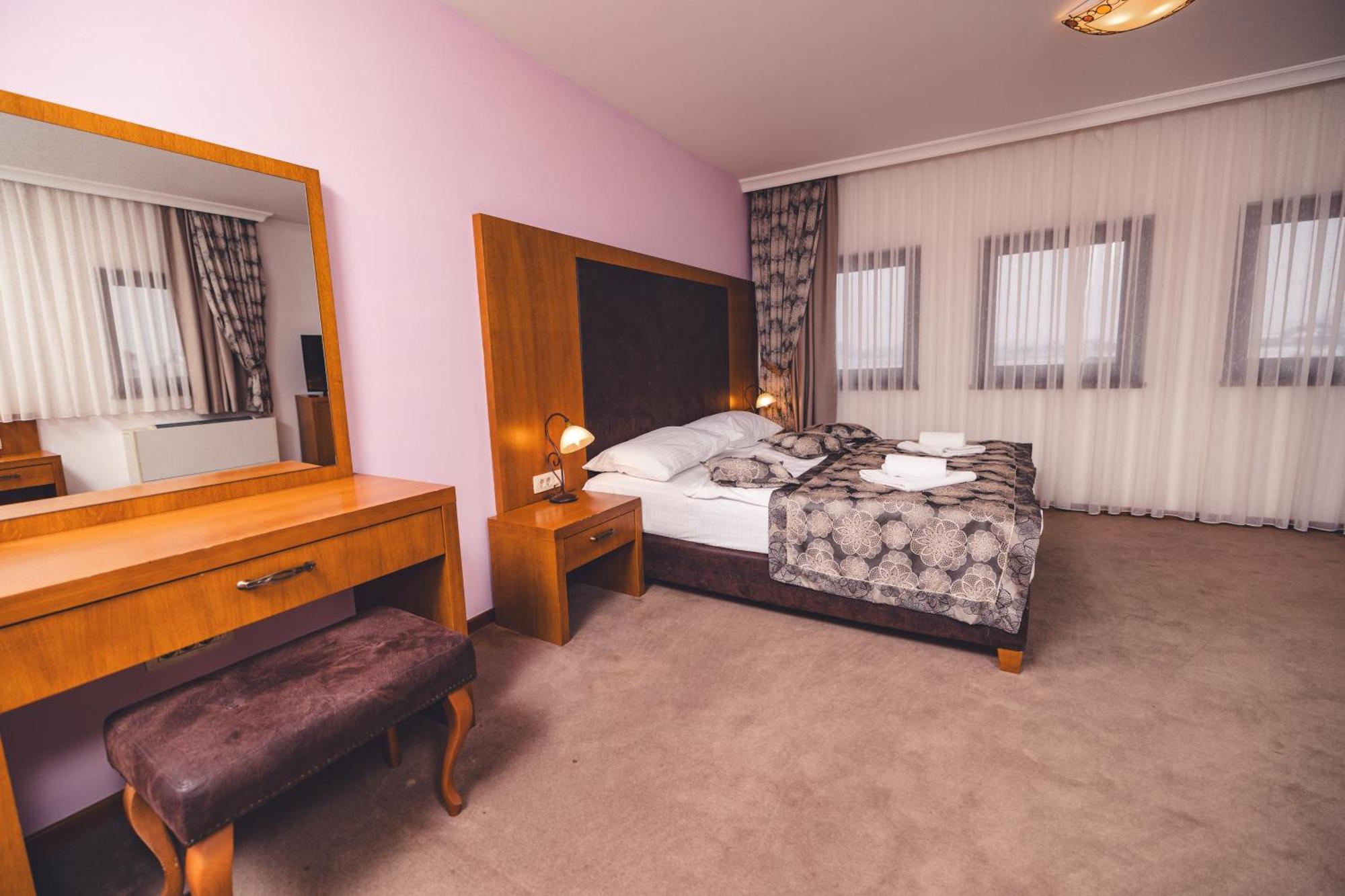 Etno Selo Stanisici Hotel Leonida Dijelovi Dış mekan fotoğraf
